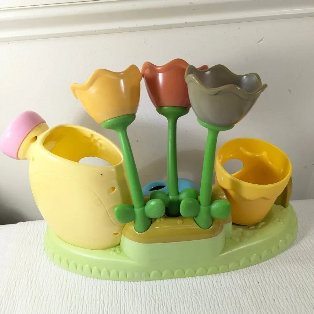 Playskool Little LIl Jiggle Garden Playset Toddlers baby toy flowers bugs Hasbro